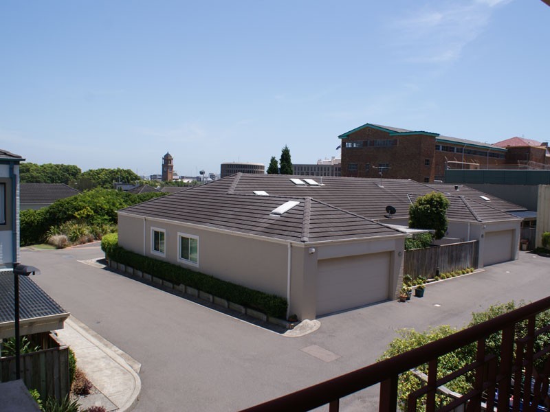 42/1 Queen Street, Cooks Hill NSW 2300