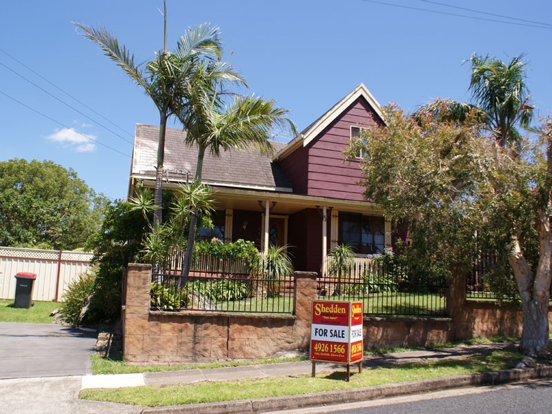 82 Barton Street, Mayfield NSW 2304
