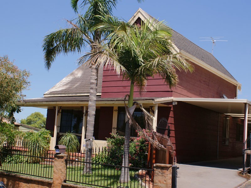 82 Barton Street, Mayfield NSW 2304