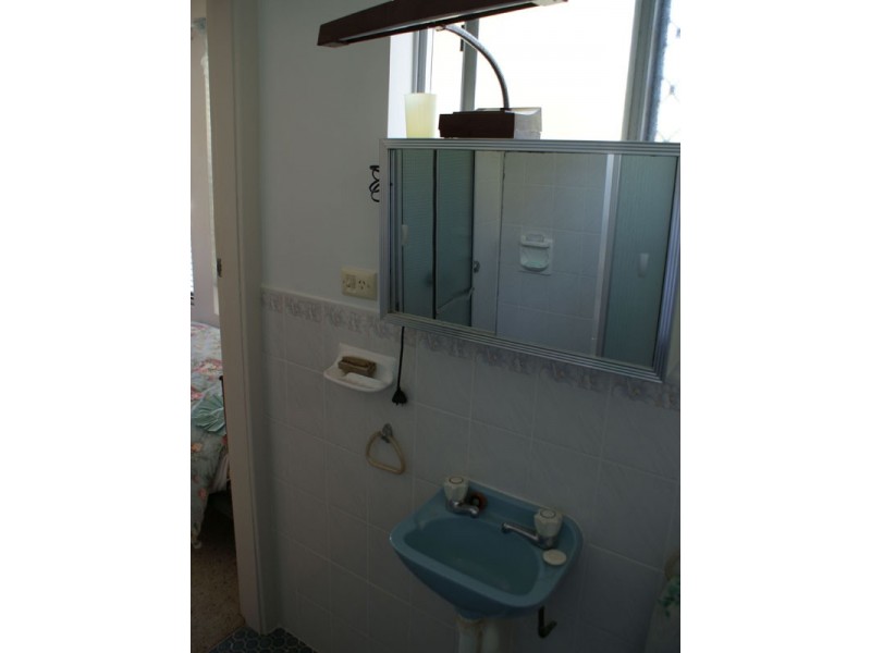 1 Bershire Ave, Merewether Heights NSW 2291