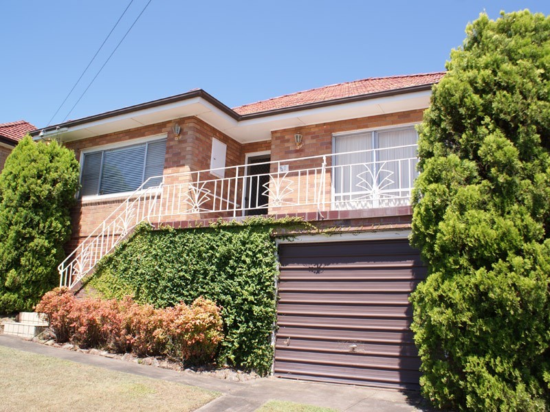 81 Birdwood St, New Lambton NSW 2305