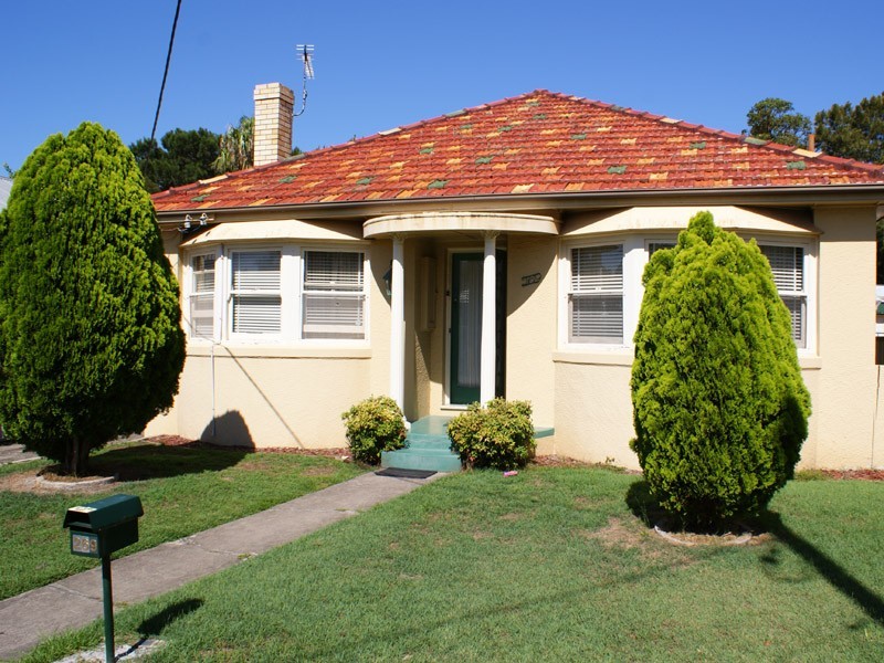 269 Beaumont St, Hamilton South NSW 2303