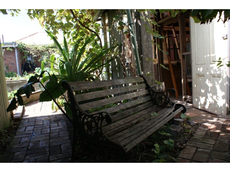 85 Dunbar Street, Stockton NSW 2295