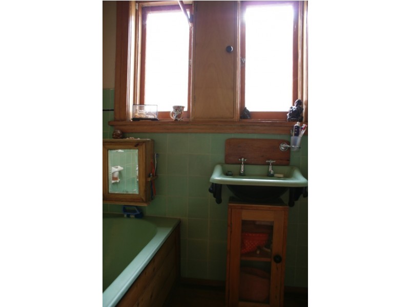 85 Dunbar Street, Stockton NSW 2295