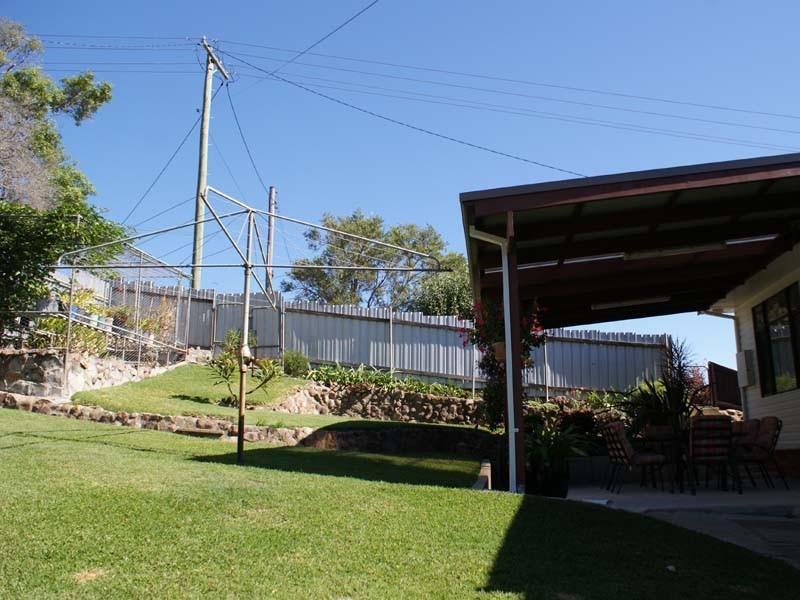 17 Collarena Cr, Kahibah NSW 2290