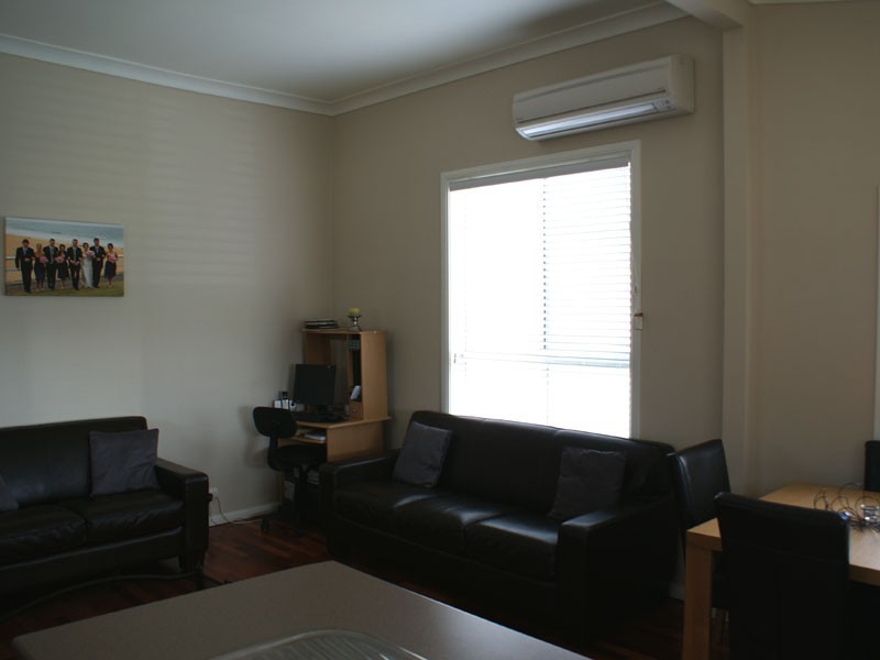 4 Victoria Street, Adamstown NSW 2289