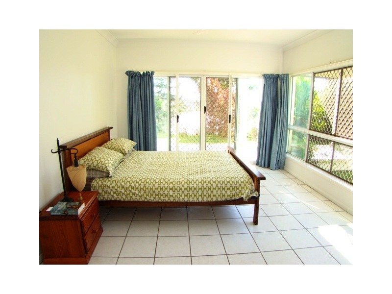 2B Cassandra Close, Cairns QLD 4870