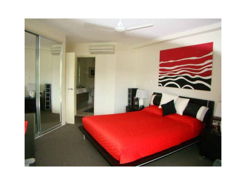 21 Digger Street, Cairns QLD 4870