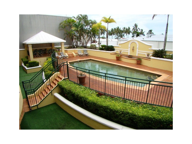 62 Abbott Street, Cairns QLD 4870