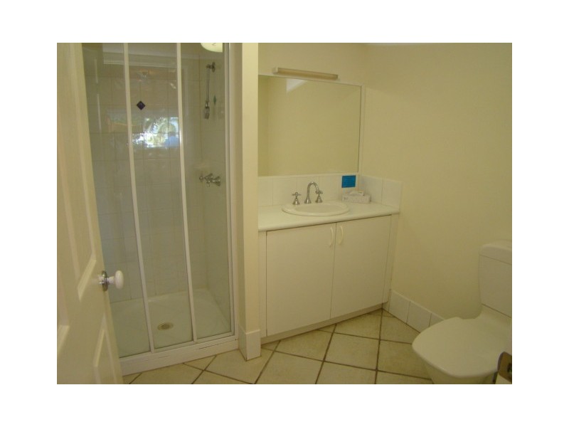 63 Mcleod Street, Cairns QLD 4870
