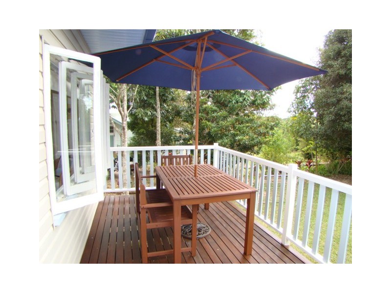 9 Pine Street, Yungaburra QLD 4884