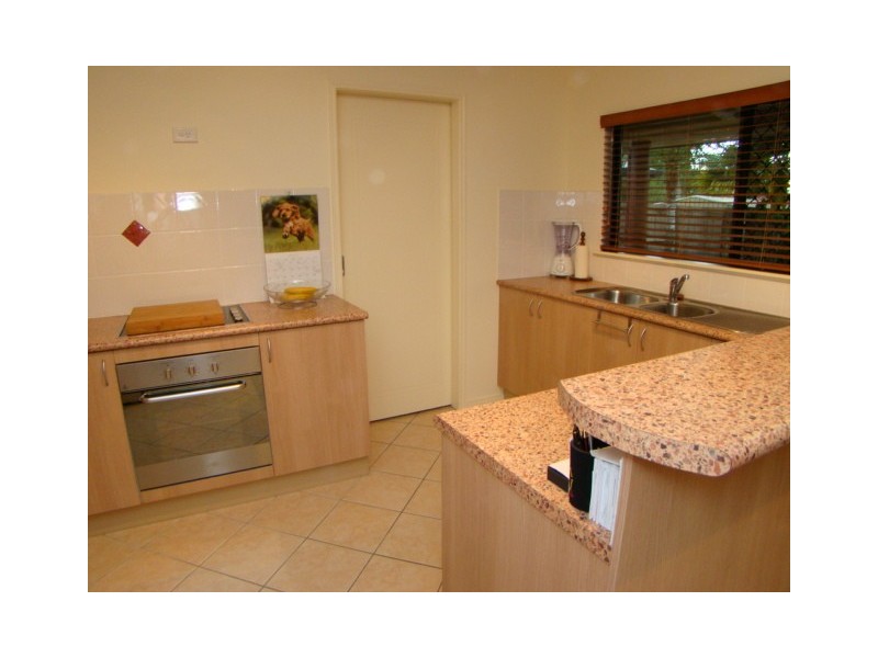 9 Surtees Close, Bentley Park QLD 4869