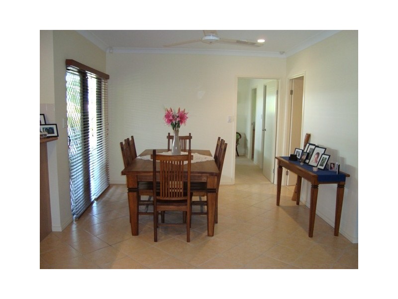 9 Surtees Close, Bentley Park QLD 4869