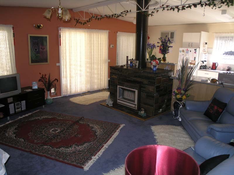 15 Robertson Crescent, Boronia VIC 3155