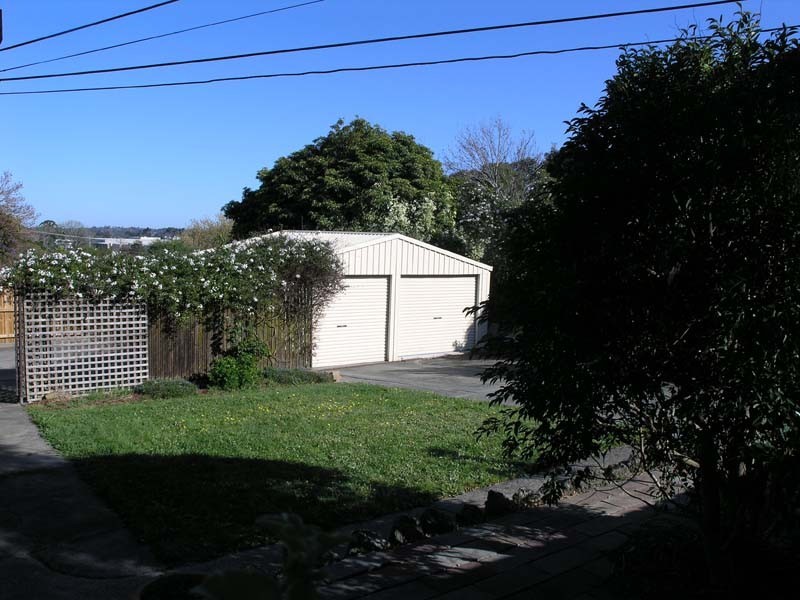 15 Robertson Crescent, Boronia VIC 3155