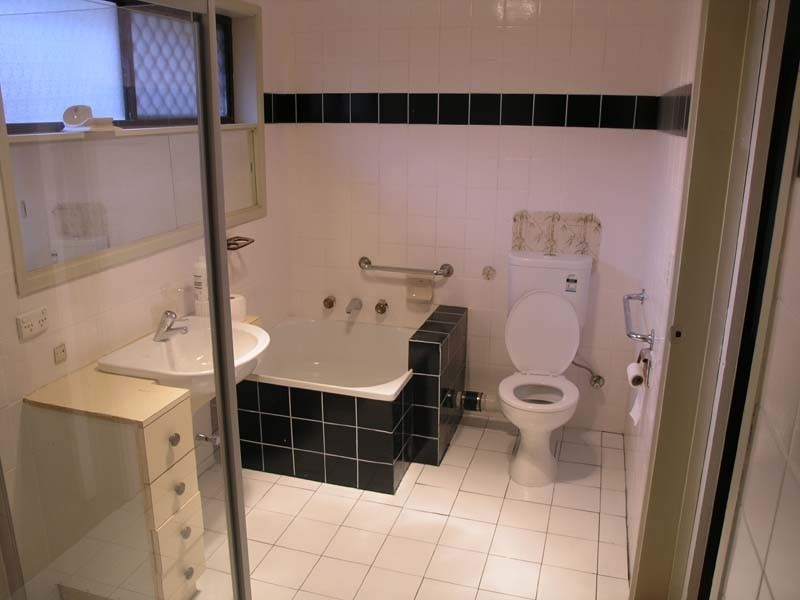 18/2-3 Connolly Cr, Bayswater VIC 3153