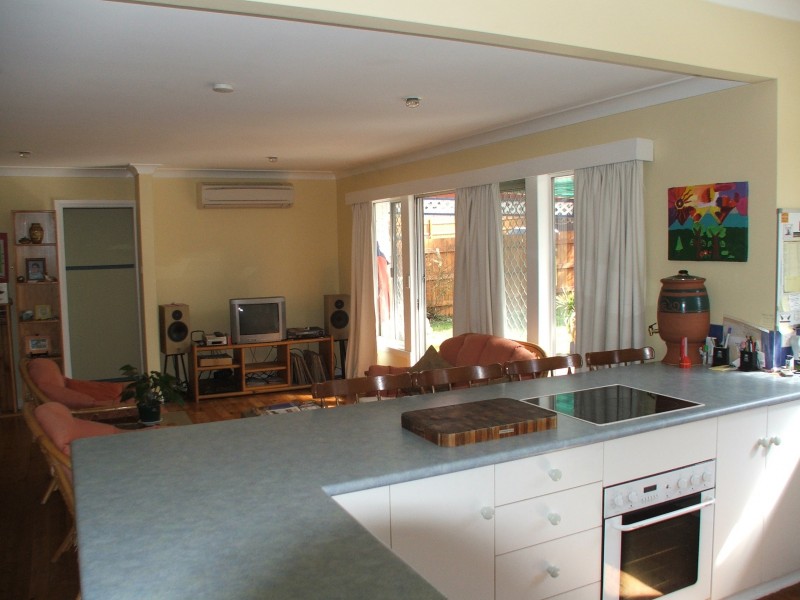 21 COLLEGE AVE, Armidale NSW 2350