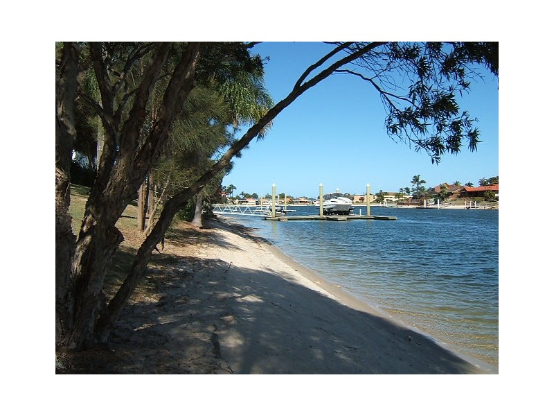 5/56 Hooker Boulevard, Mermaid Waters QLD 4218