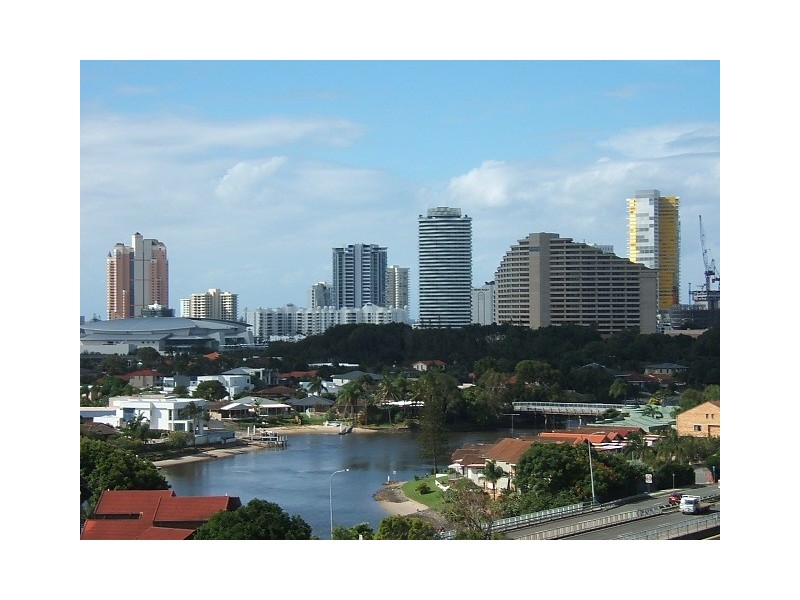 40/56 Hooker Boulevard, Mermaid Waters QLD 4218