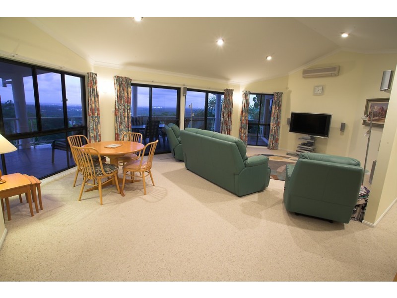 1 St Ives Terrace, Buderim QLD 4556