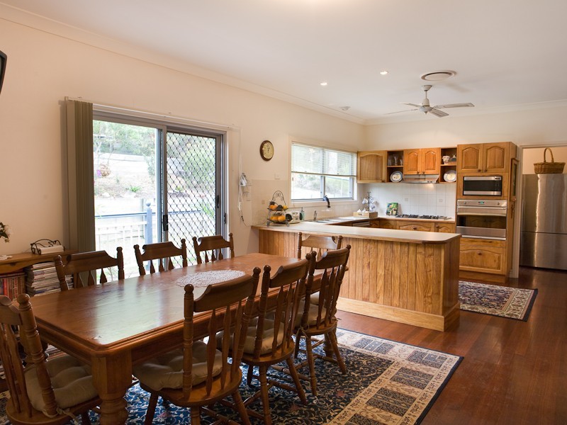 14 Forest Oak Court, Tanawha QLD 4556