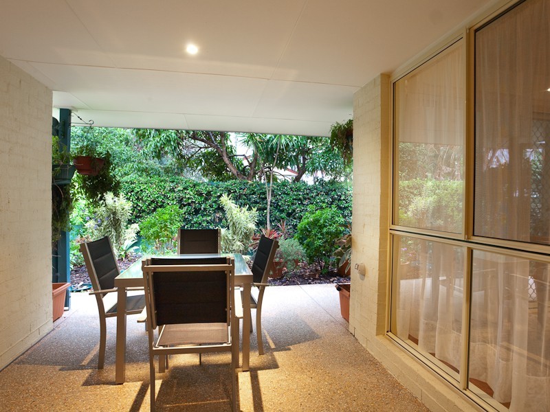 2 Manor Lane, Buderim QLD 4556