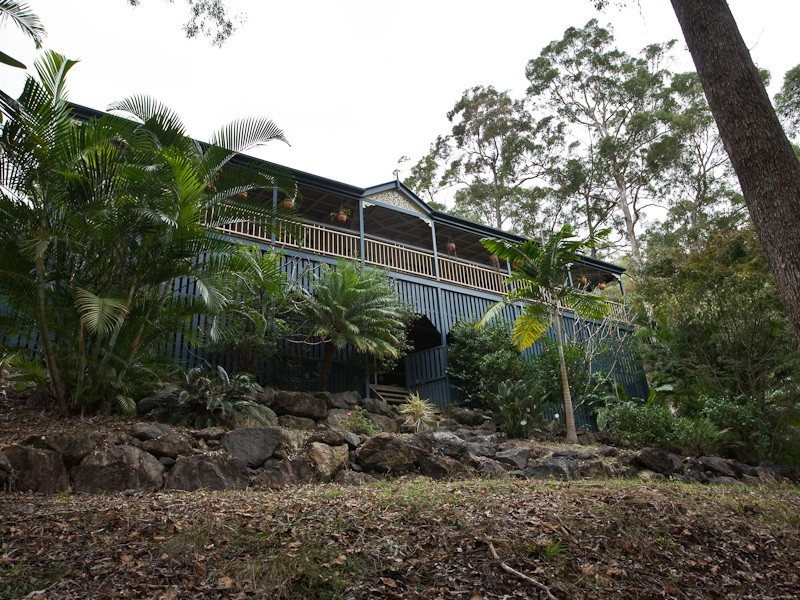 14 Forest Oak Court, Tanawha QLD 4556