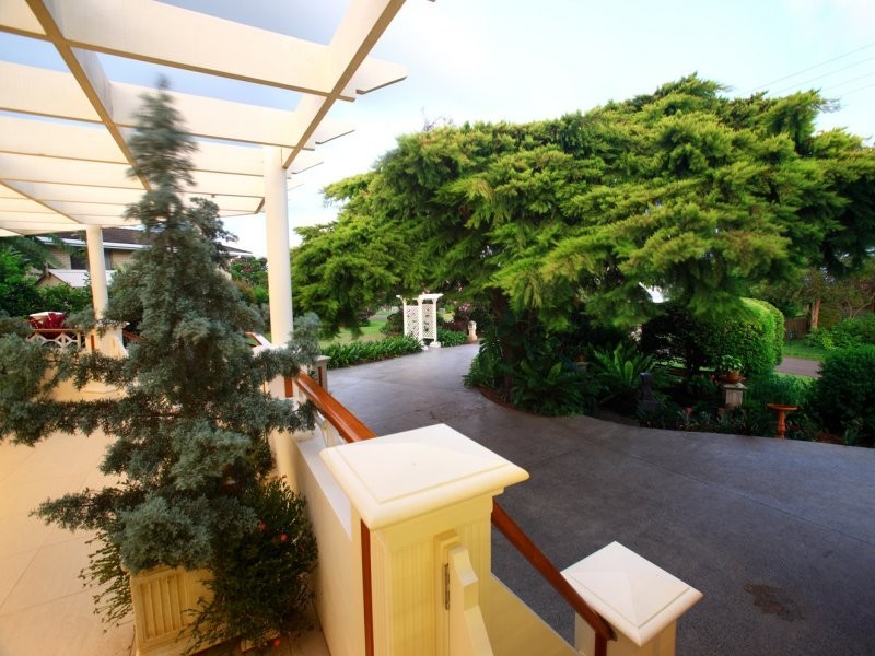 8 Monks Crescent, Buderim QLD 4556