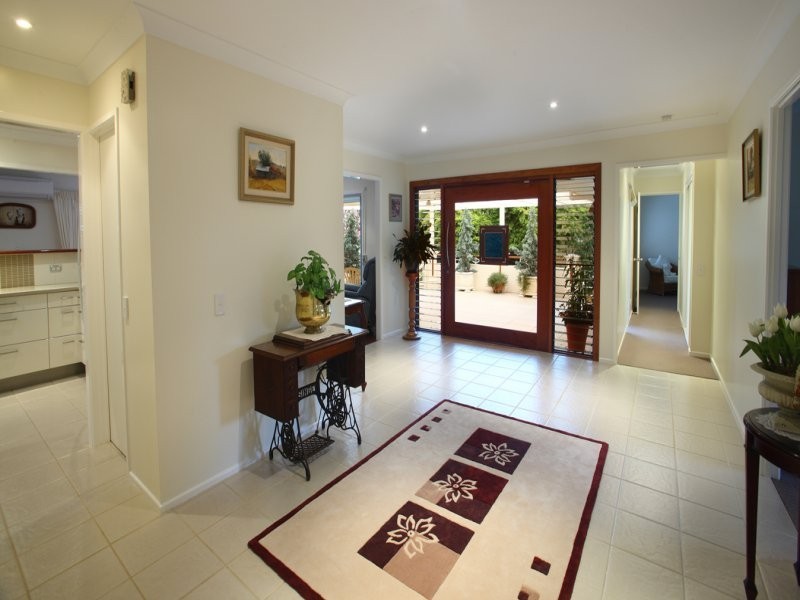 8 Monks Crescent, Buderim QLD 4556