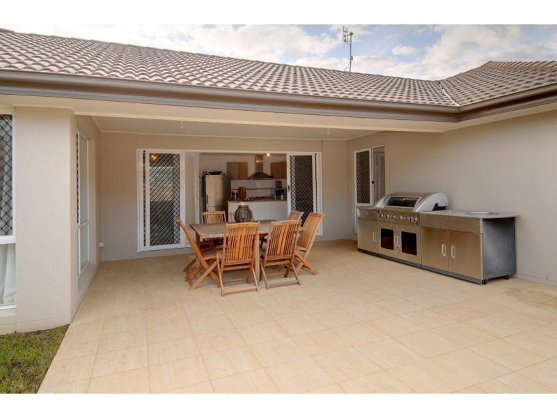 6 Derwent Street, Sippy Downs QLD 4556