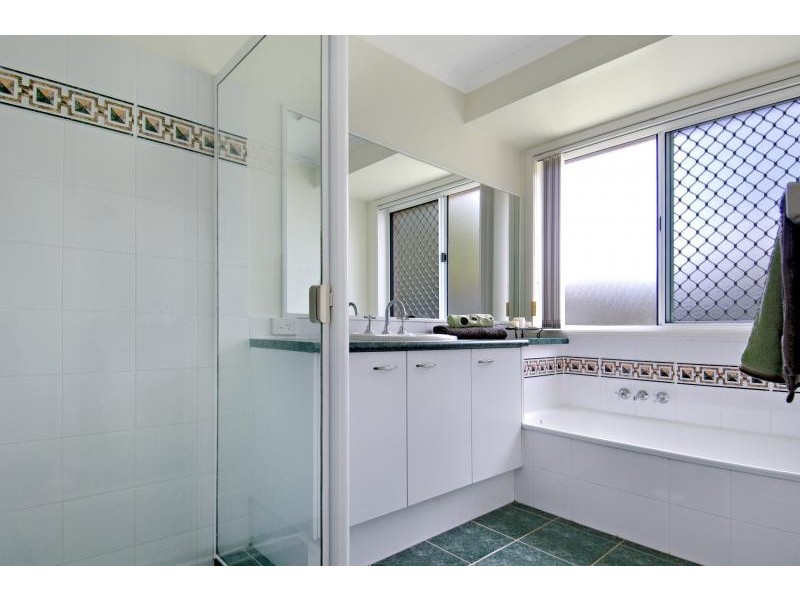 242 Karawatha Drive, Buderim QLD 4556