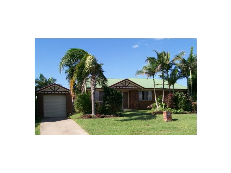 8 Plymouth St, Bargara QLD 4670