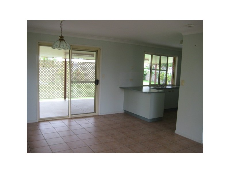 8 Plymouth St, Bargara QLD 4670