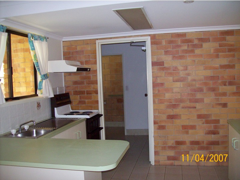 4/2A Tanner Street, Bargara QLD 4670