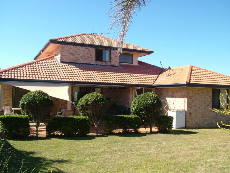 11 Sea Esplanade, Elliott Heads QLD 4670