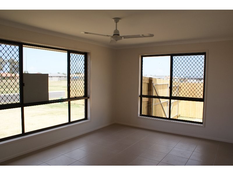 137 Fairway Drive, Bargara QLD 4670