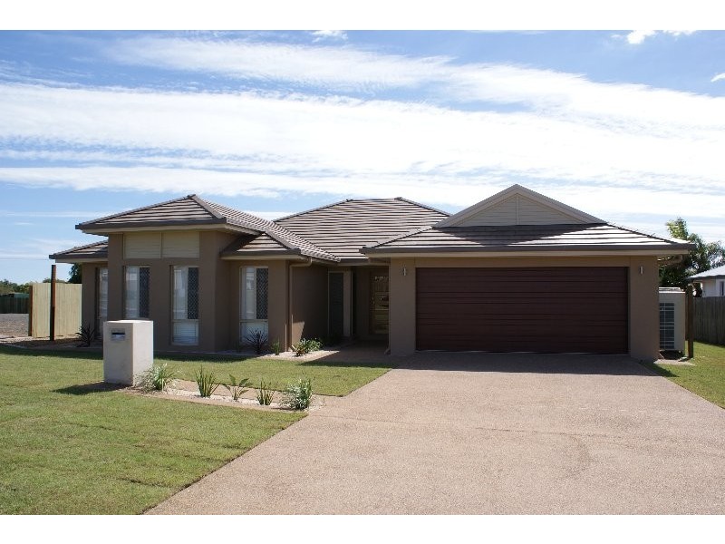 6 Hillcrest Court, Bargara QLD 4670