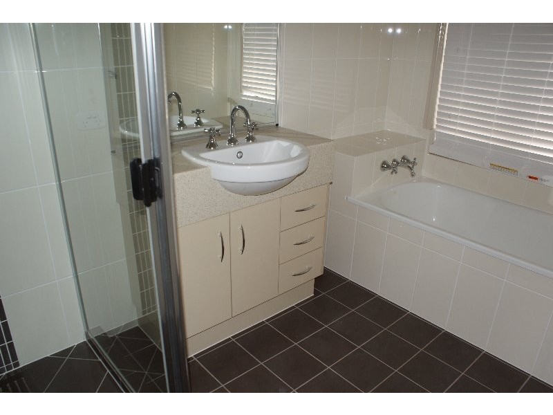 6 Hillcrest Court, Bargara QLD 4670