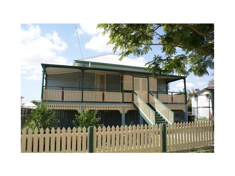 12 Curtis Street, Bundaberg QLD 4670