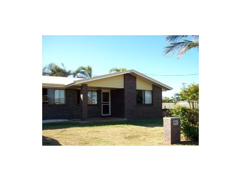 16 Scott Street, Burnett Heads QLD 4670