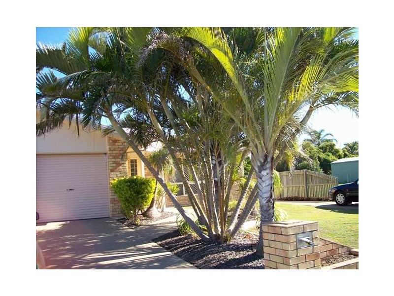 60 Neilson Ave, Burnett Heads QLD 4670