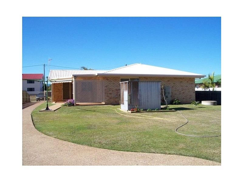 60 Neilson Ave, Burnett Heads QLD 4670
