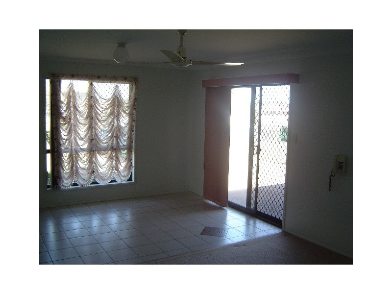 2/8 Reef Crt, Bargara QLD 4670