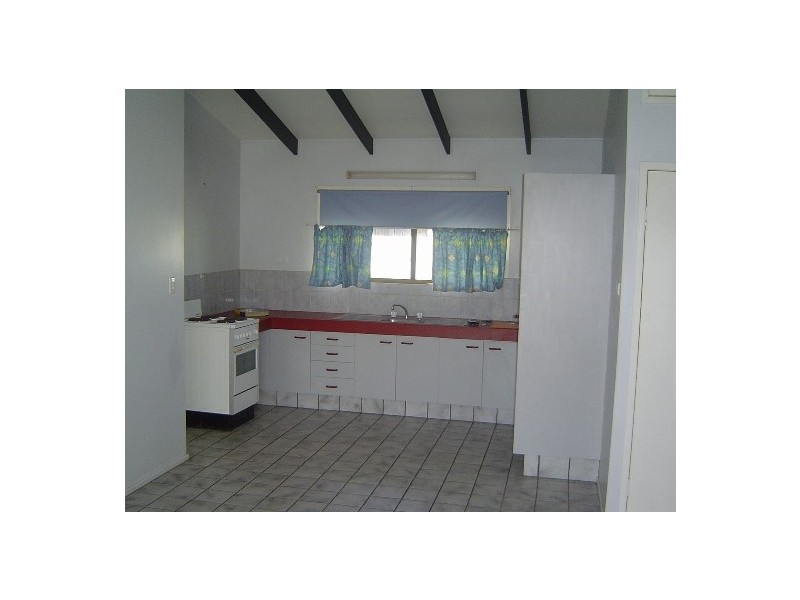 2/34 Sandhills Dr, Bargara QLD 4670