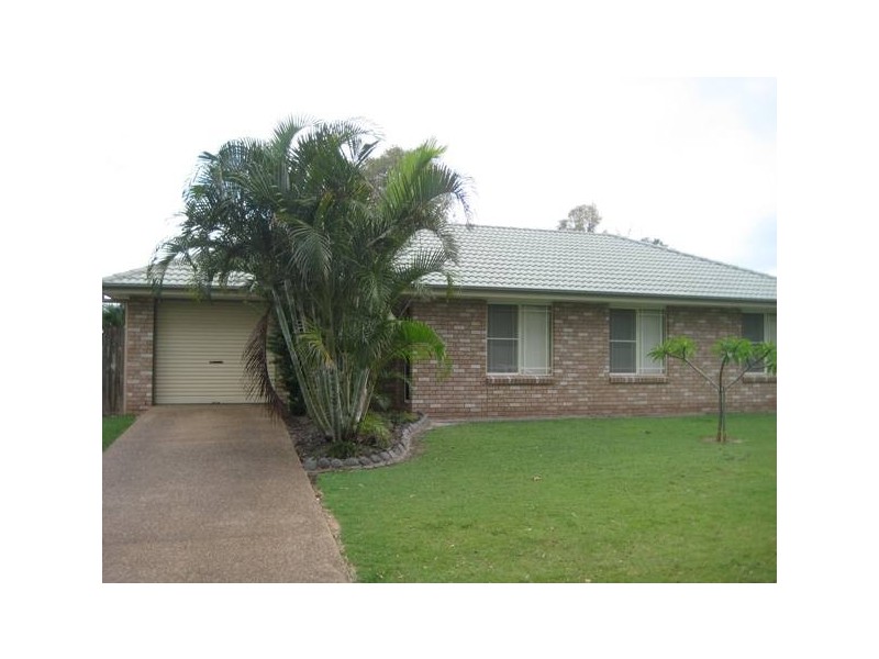 4 Davidson St, Bargara QLD 4670