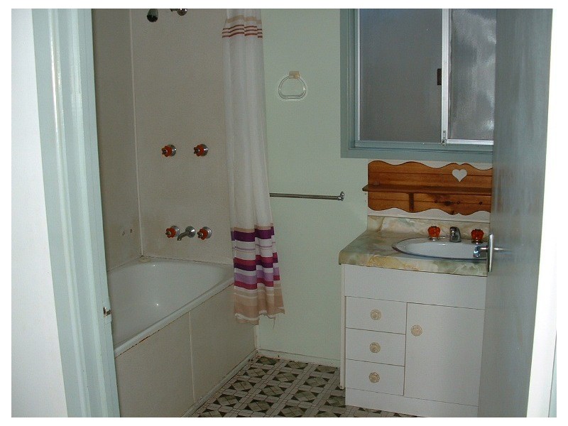 41 Holland Street, Bargara QLD 4670