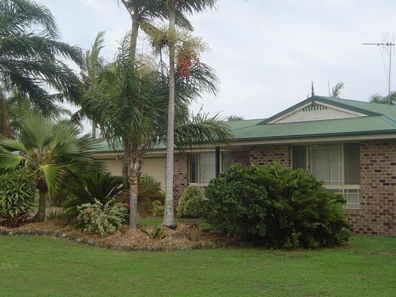 58 Rowlands Road, Burnett Heads QLD 4670