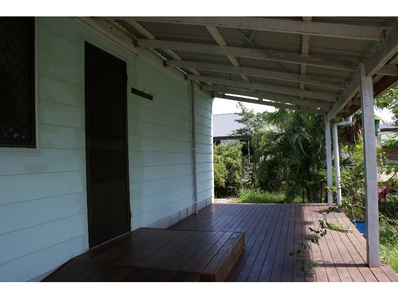 9 Aldridge Street, Burnett Heads QLD 4670
