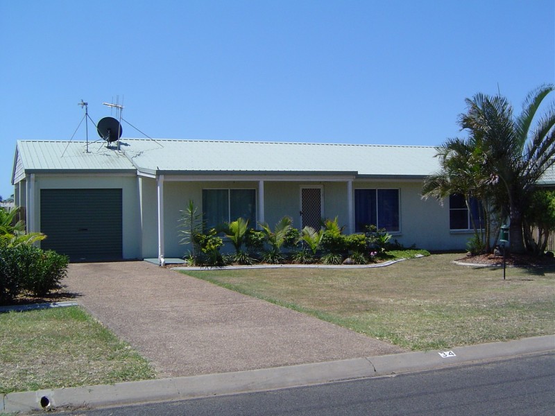 34 Wilfred Street, Bargara QLD 4670