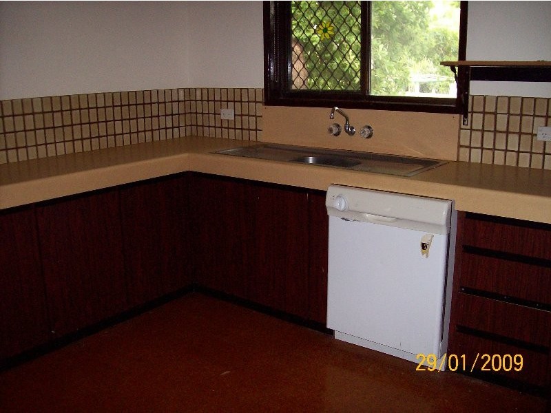 20 Corolla Street, Elliott Heads QLD 4670